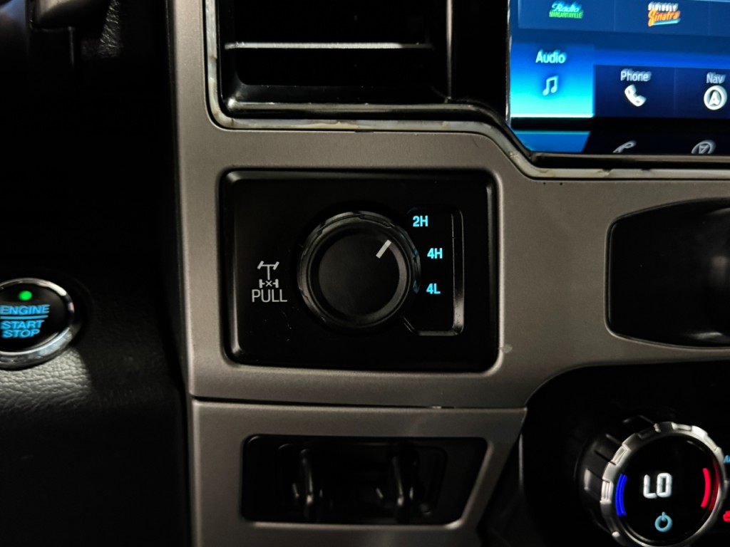 2022 Ford F-350 Image 26