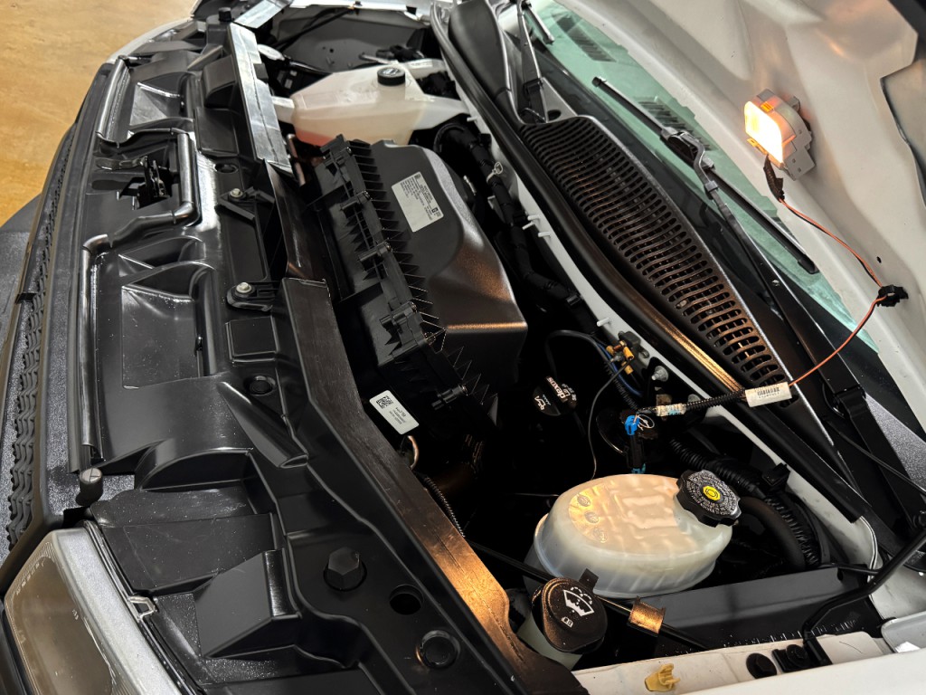 2021 Chevrolet Express Image 35