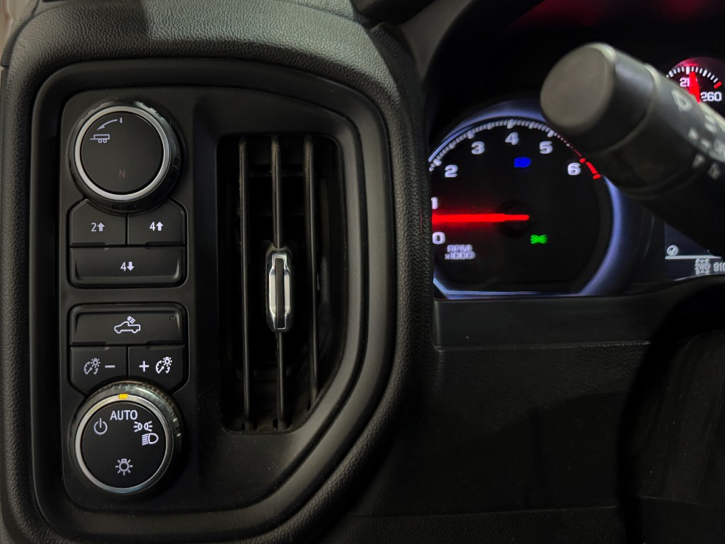 2020 Chevrolet Silverado 1500 Image 8