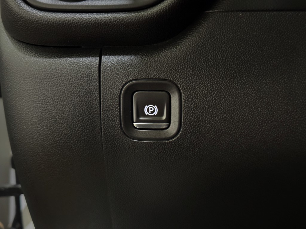 2020 Chevrolet Silverado 1500 Image 30