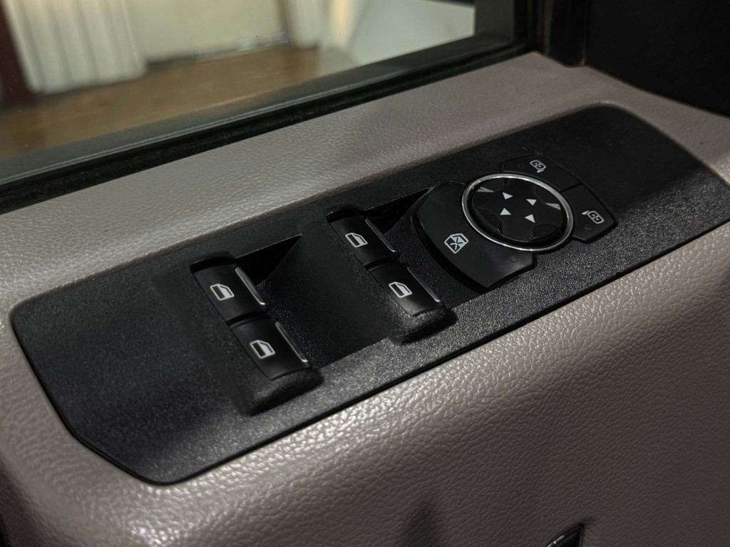 2021 Ford F-250 Image 12