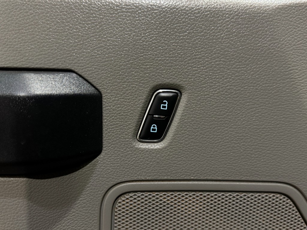 2021 Ford F-250 Image 13