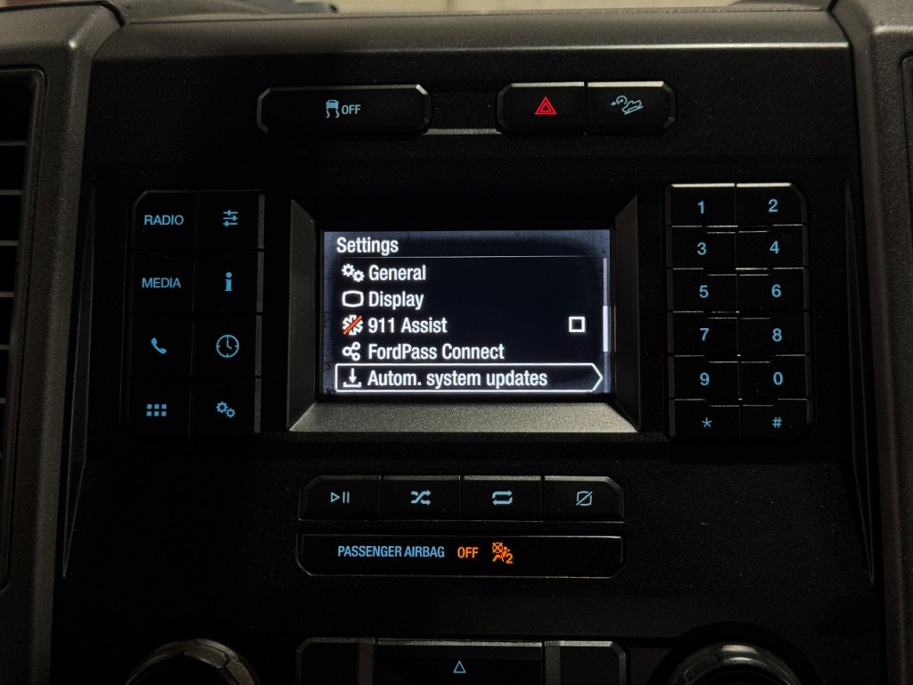 2021 Ford F-250 Image 21