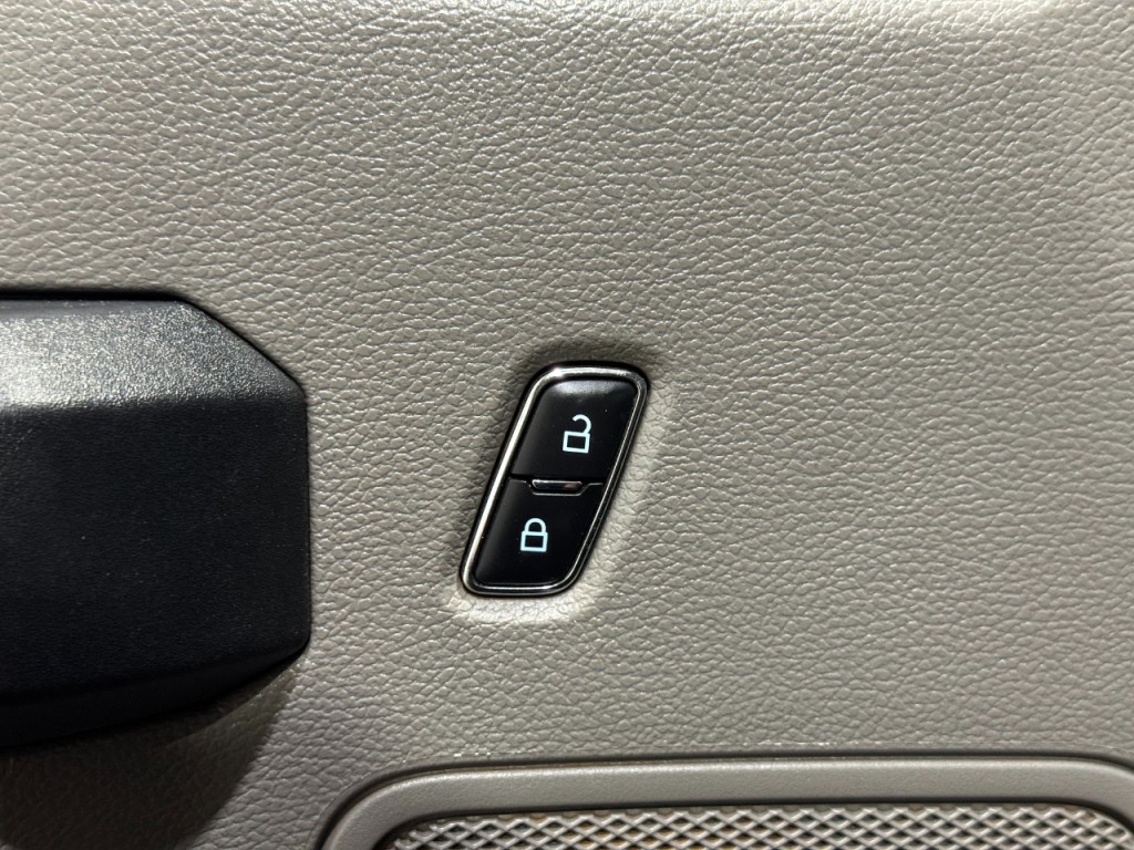 2021 Ford F-250 Image 29