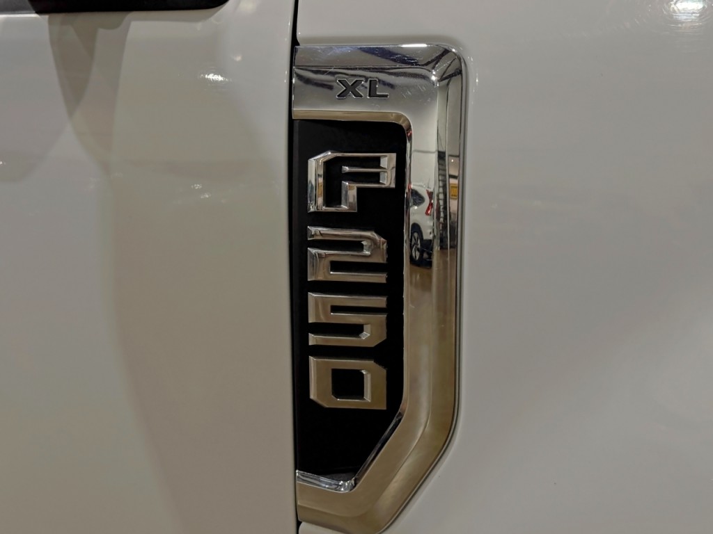 2021 Ford F-250 Image 52