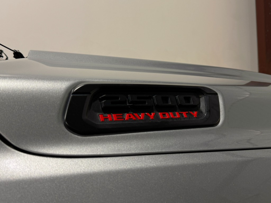 2023 RAM 2500 Image 27