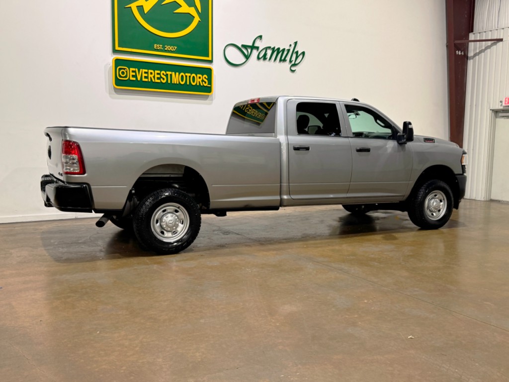 2023 RAM 2500 Image 8