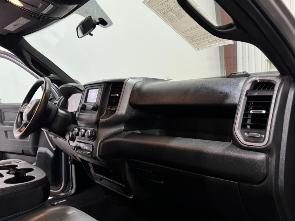 2023 RAM 2500 Image 11