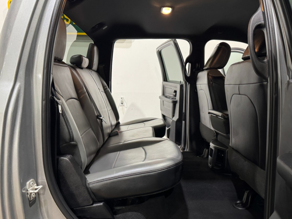 2023 RAM 2500 Image 15