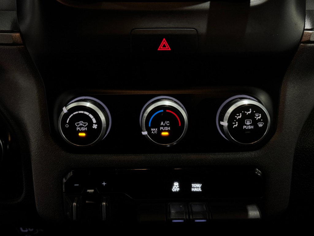 2023 RAM 2500 Image 25