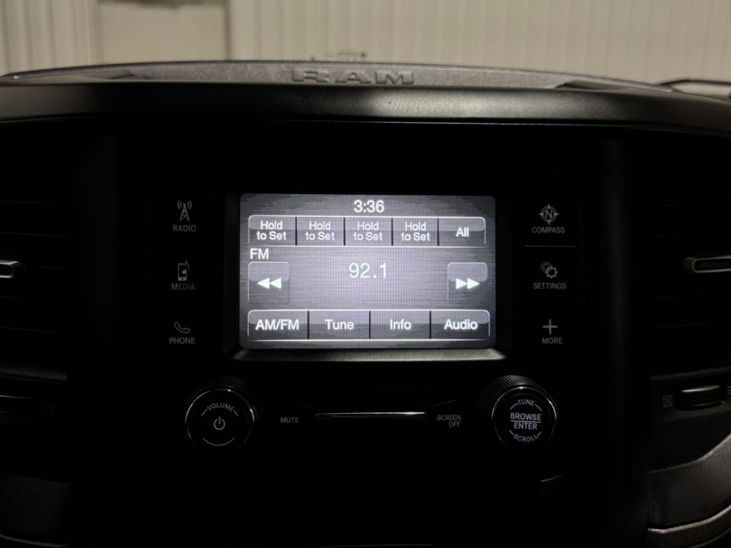 2023 RAM 2500 Image 32