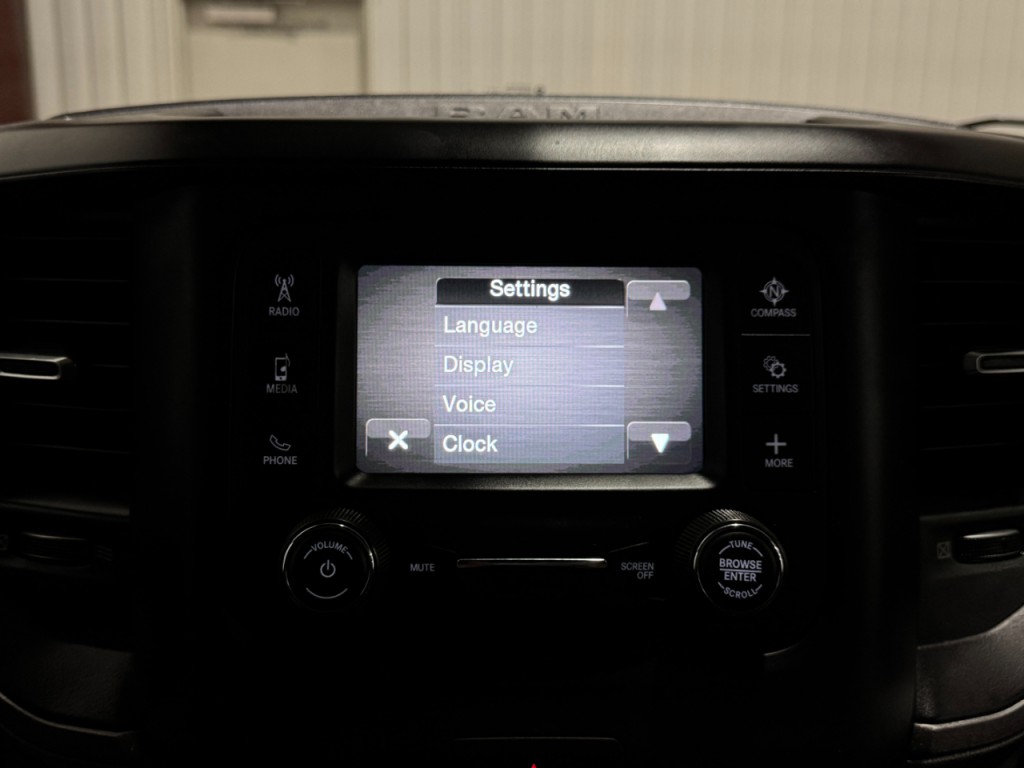 2023 RAM 2500 Image 36