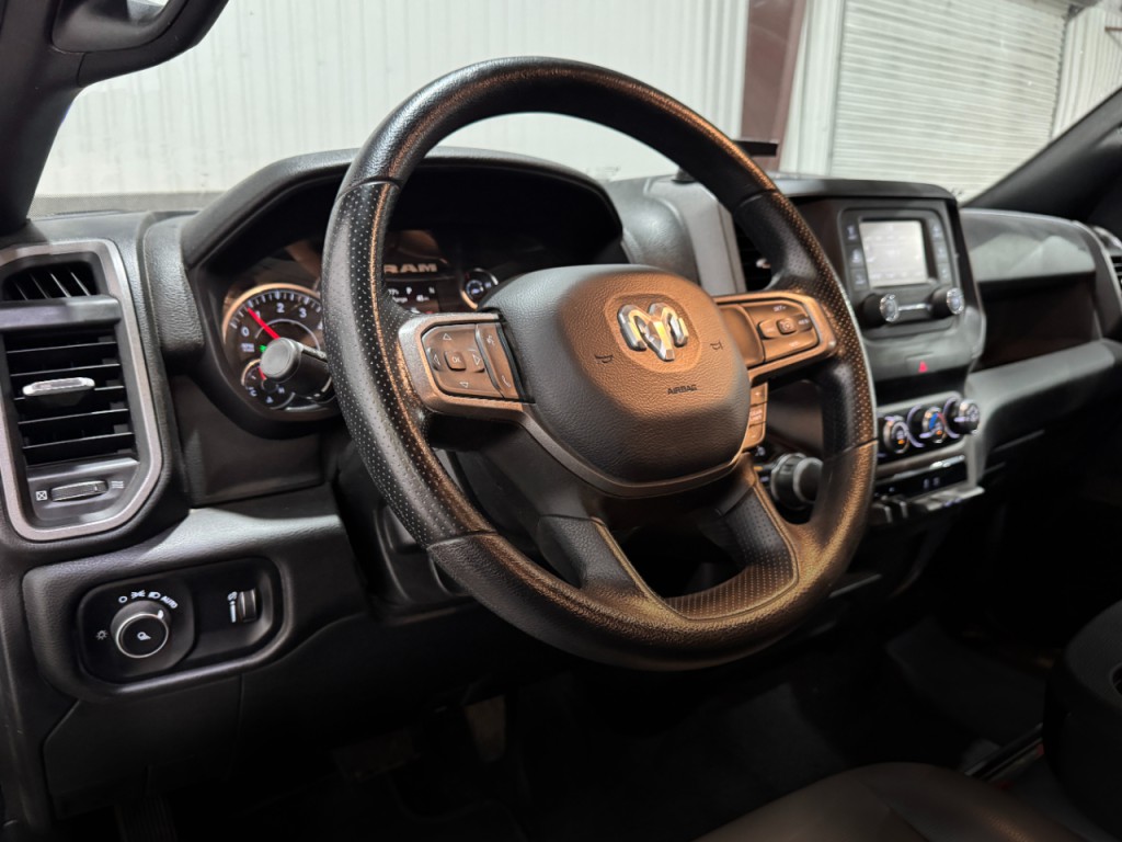 2023 RAM 2500 Image 5