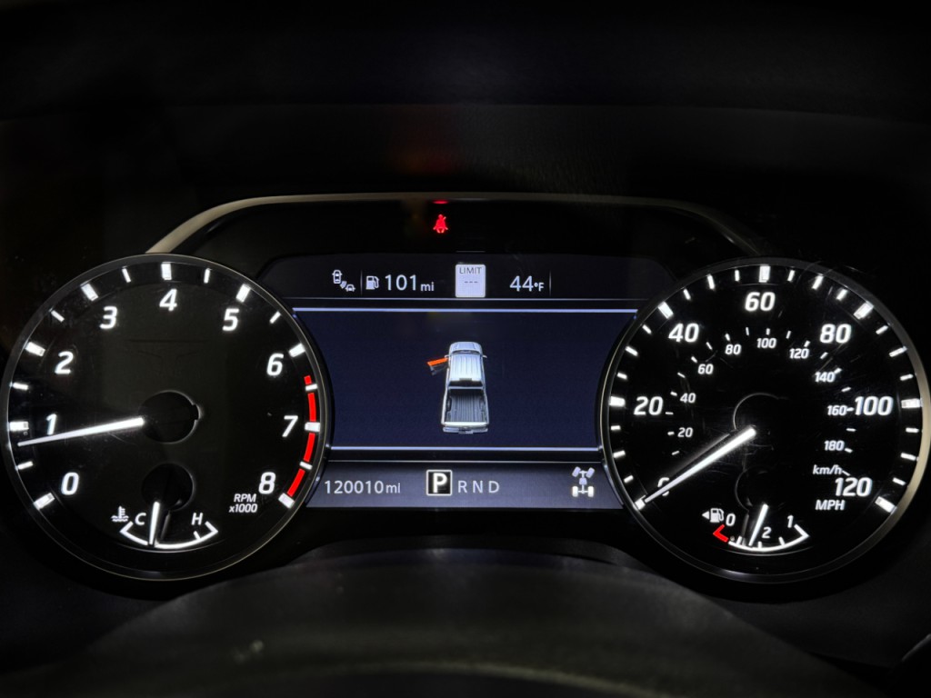 2020 Nissan Titan Image 6