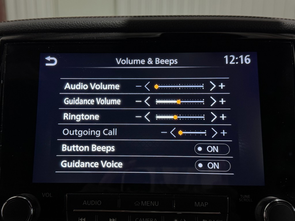 2020 Nissan Titan Image 19