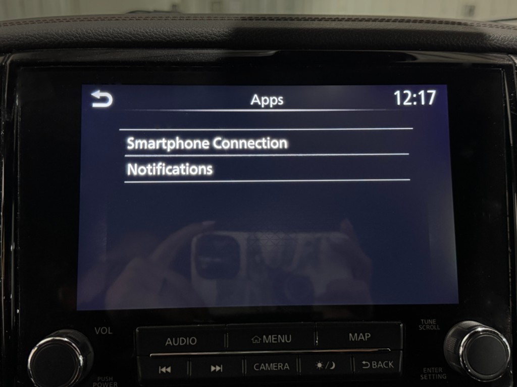 2020 Nissan Titan Image 21