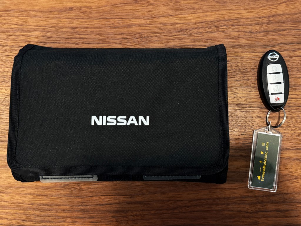 2020 Nissan Titan Image 24