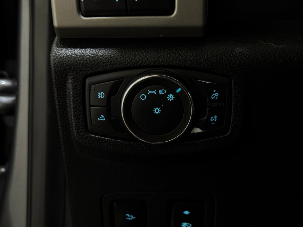 2021 Ford F-350 Image 25