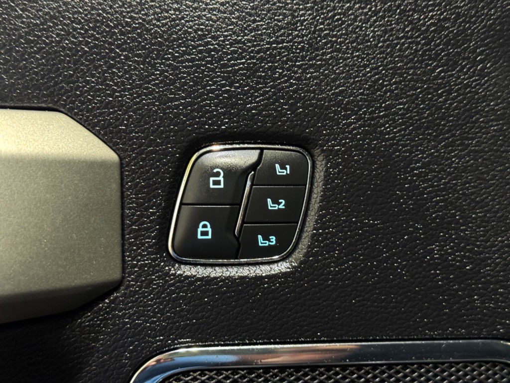 2021 Ford F-350 Image 28