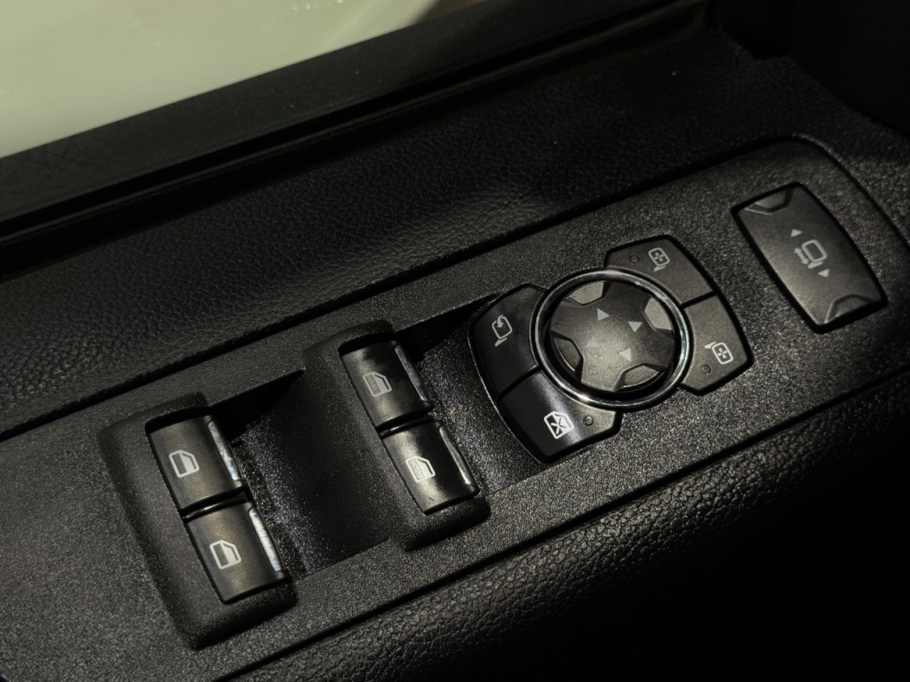 2021 Ford F-350 Image 29