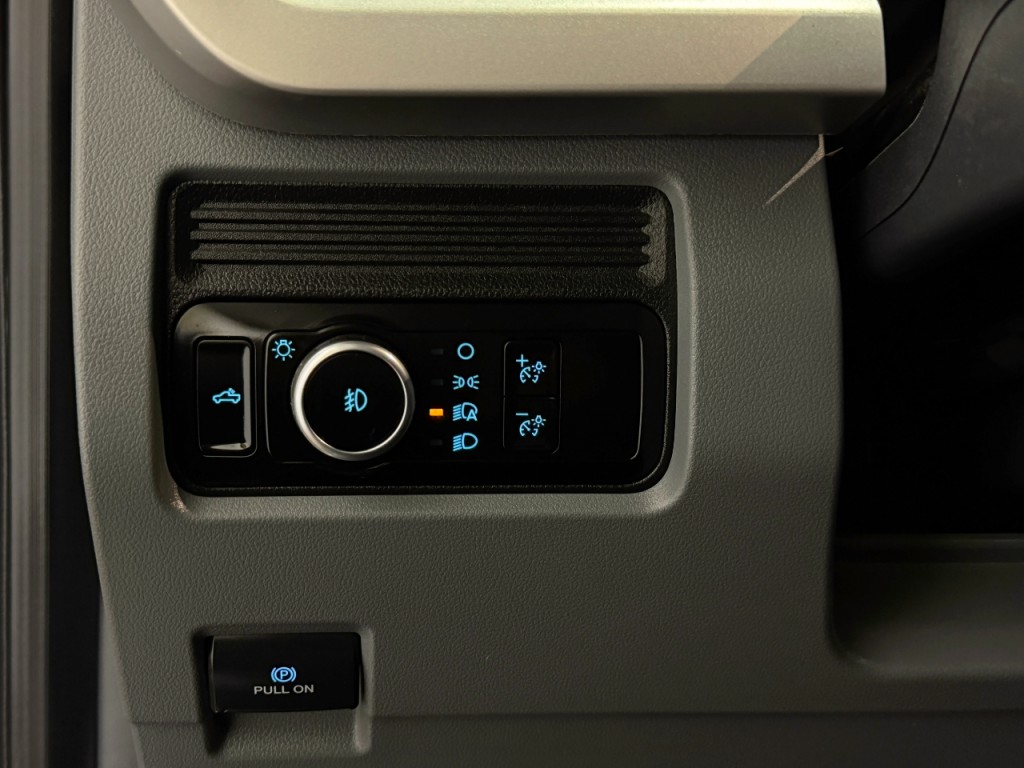 2023 Ford F-250 Image 33