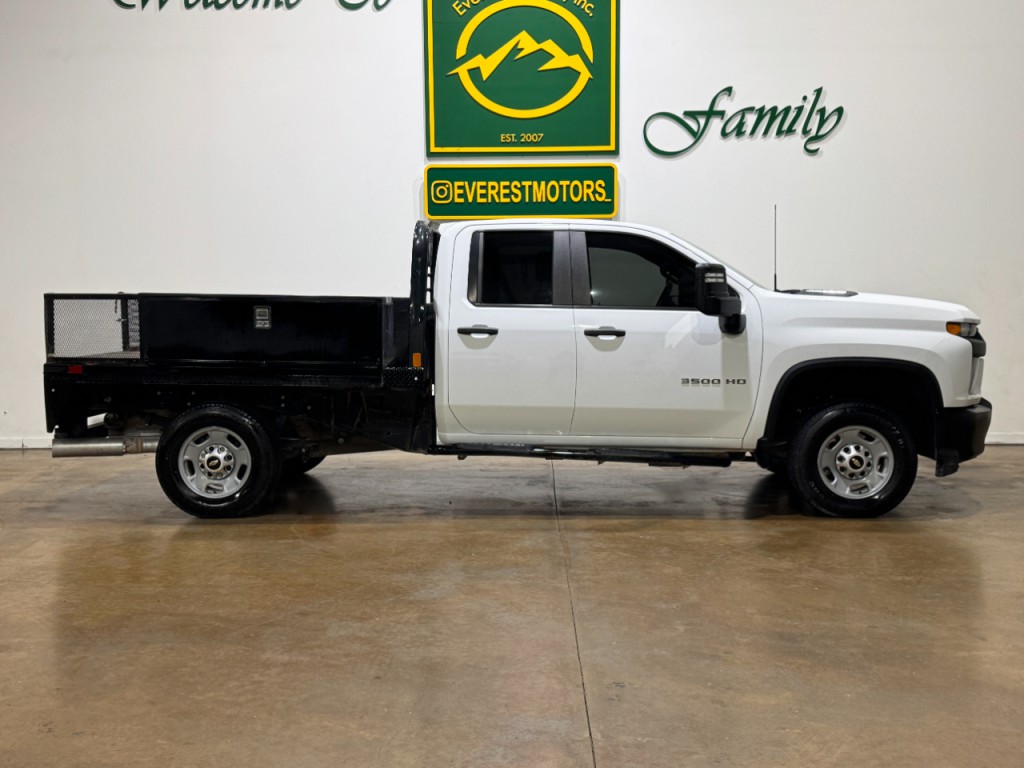 2023 Chevrolet Silverado 1500 Image 2