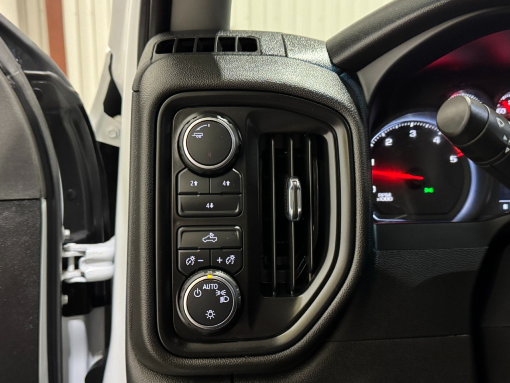 2023 Chevrolet Silverado 1500 Image 22