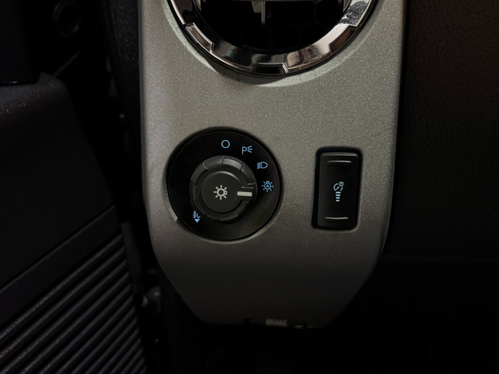 2016 Ford F-250 Image 28