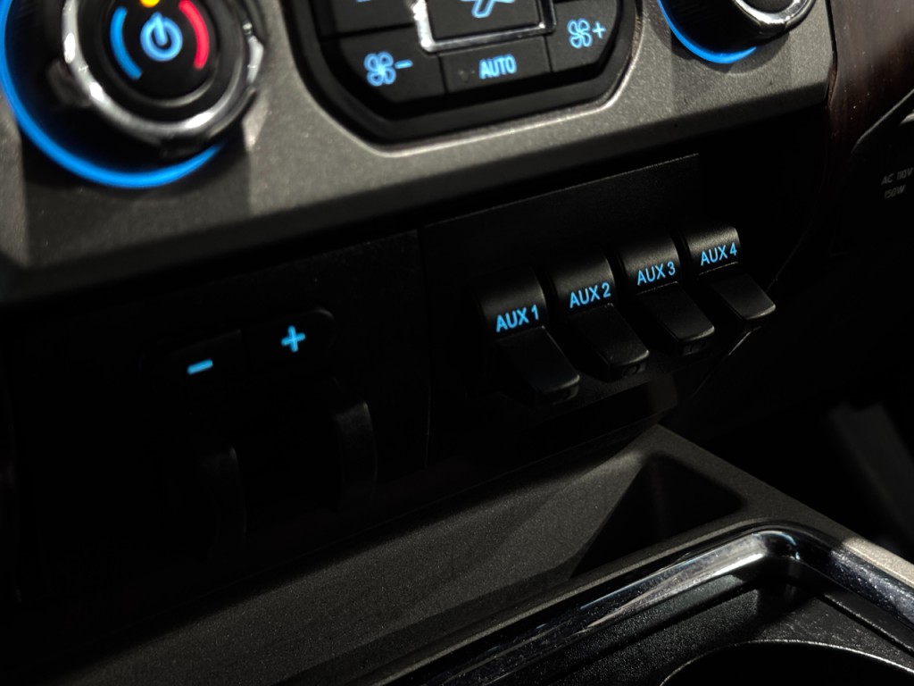 2016 Ford F-250 Image 30