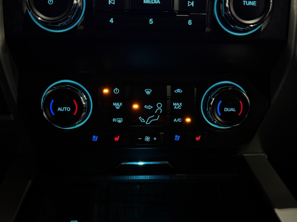 2021 Ford F-350 Image 26