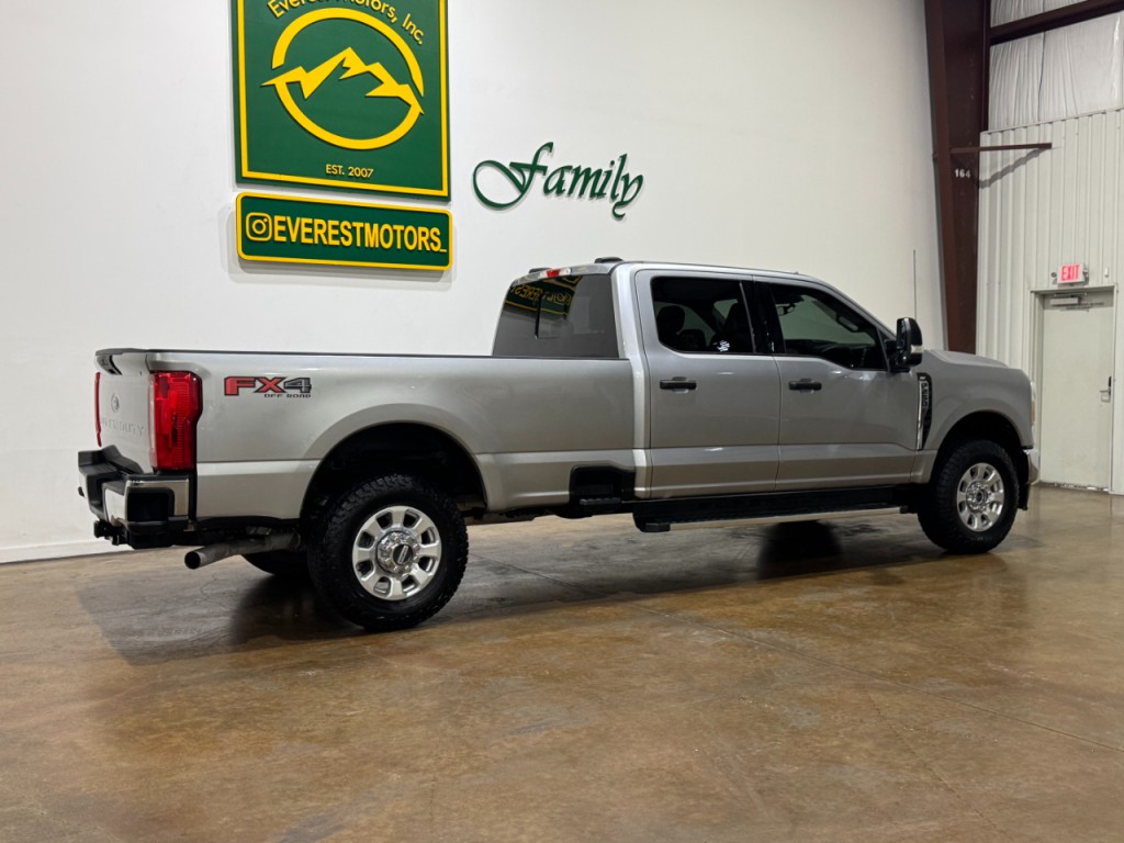 2023 Ford F-250 Image 8