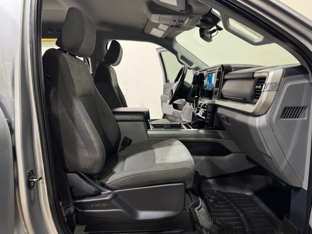 2023 Ford F-250 Image 13
