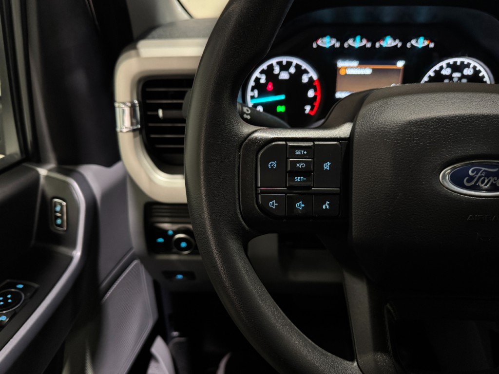 2023 Ford F-250 Image 21