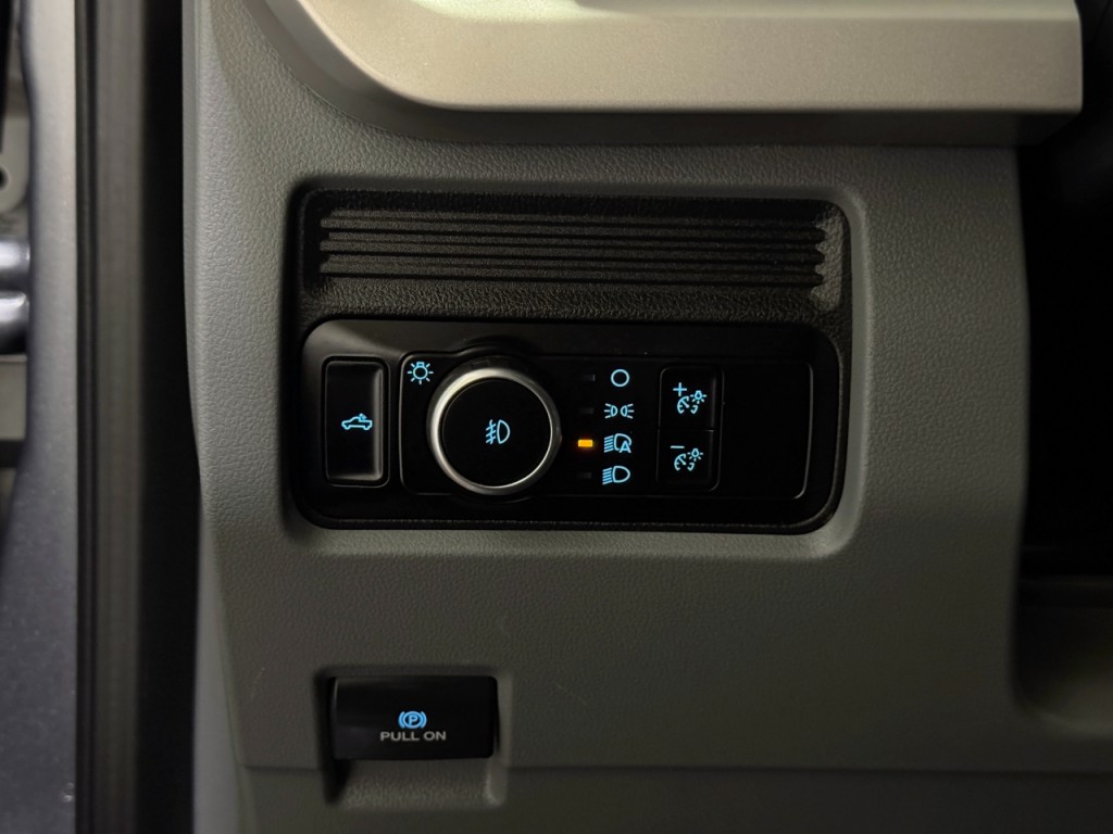 2023 Ford F-250 Image 26