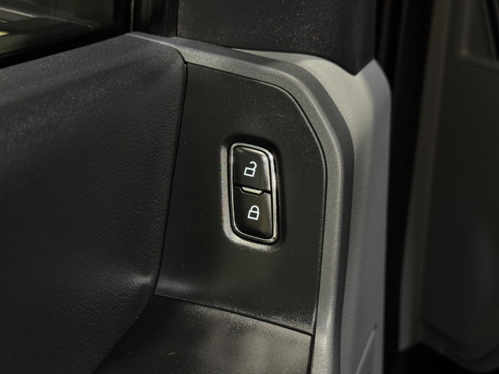 2023 Ford F-250 Image 27