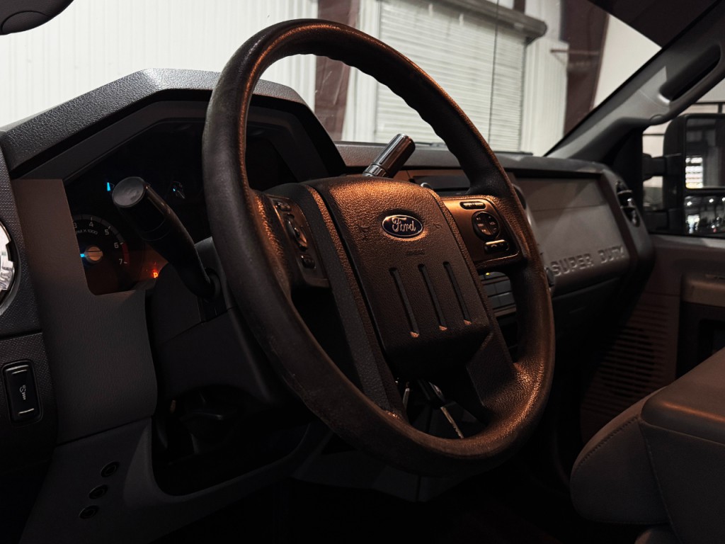 2016 Ford F-250 Image 6