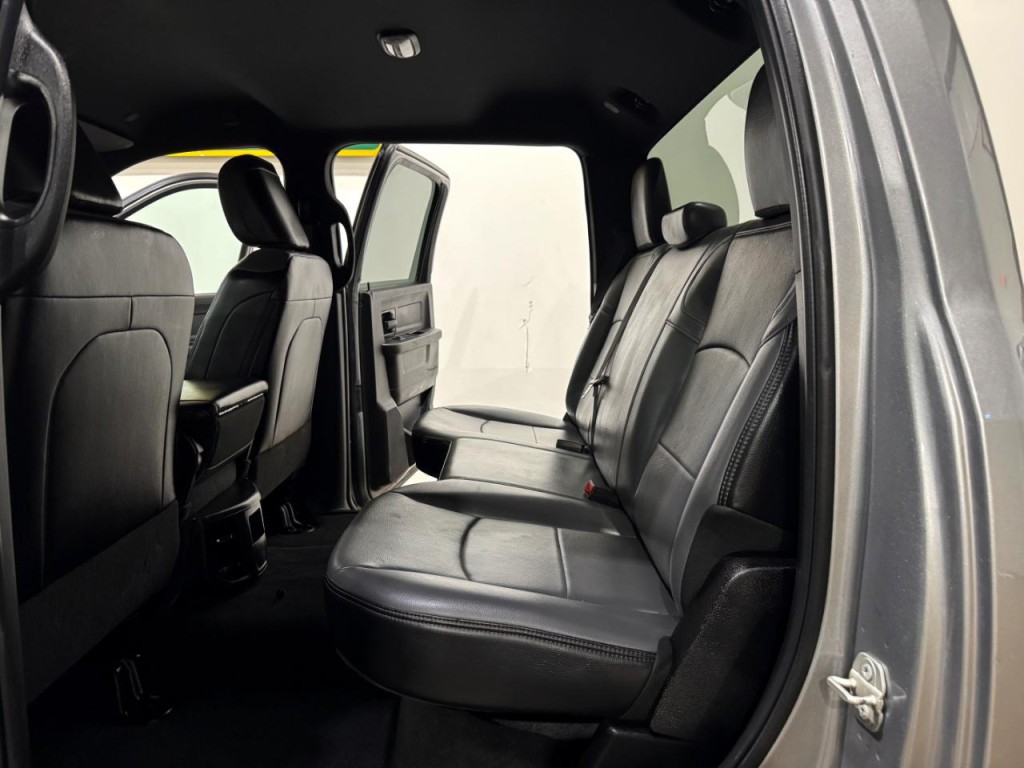 2023 RAM 2500 Image 16