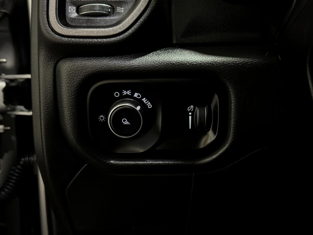 2023 RAM 2500 Image 26