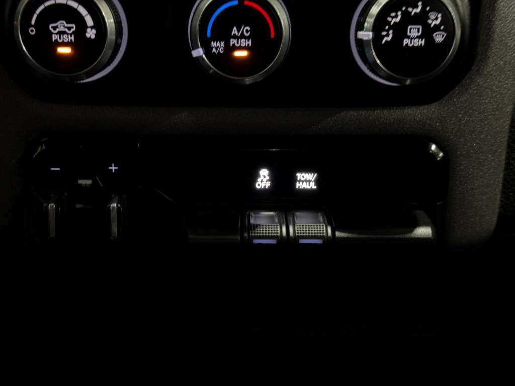 2023 RAM 2500 Image 30