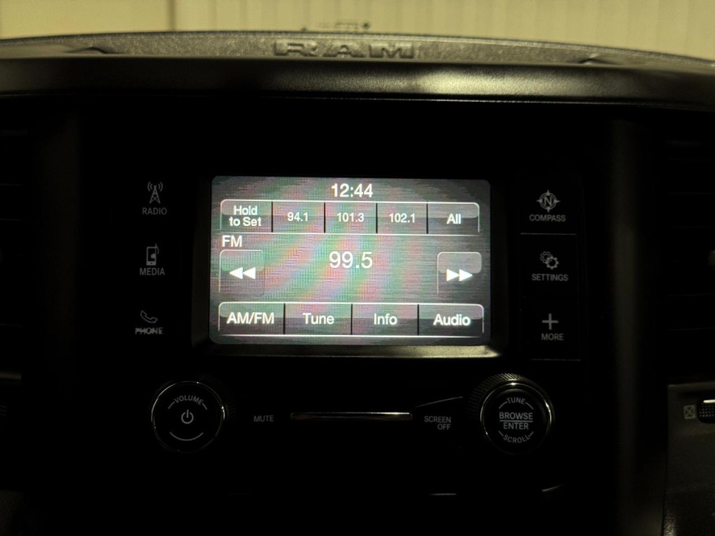 2023 RAM 2500 Image 33