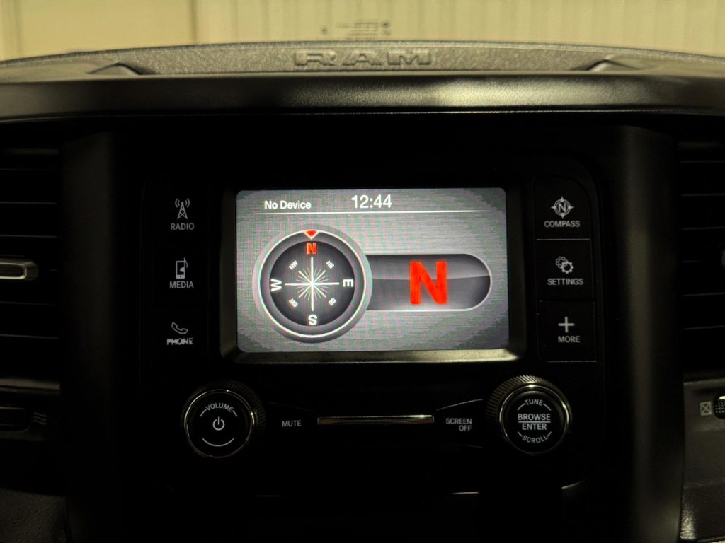 2023 RAM 2500 Image 36