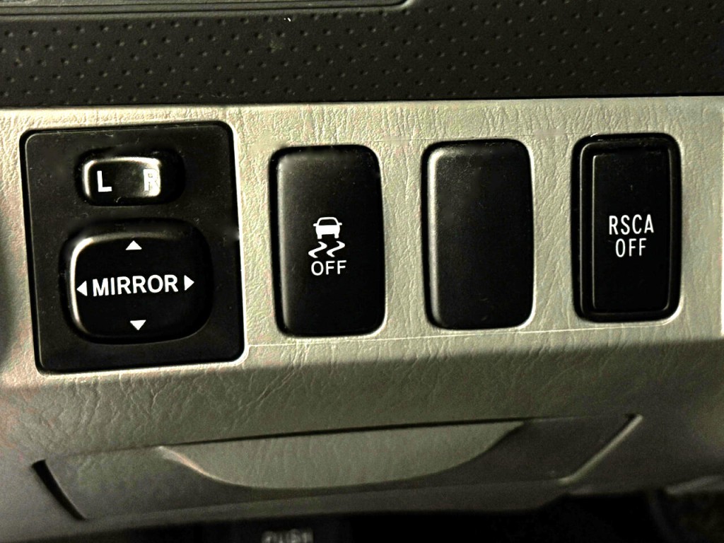 2015 Toyota Tacoma Image 7