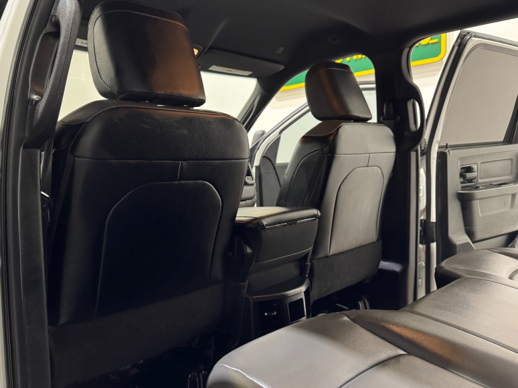 2023 RAM 3500 Image 14