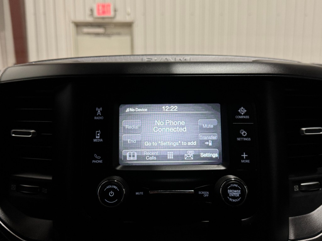 2023 RAM 3500 Image 38