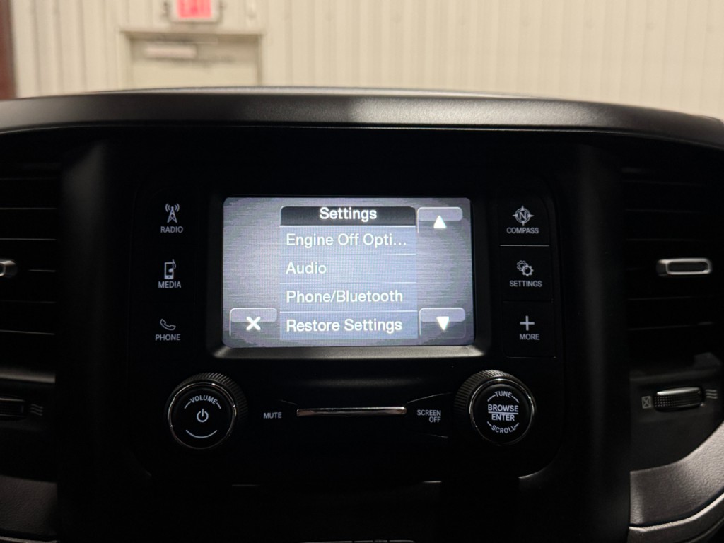 2023 RAM 3500 Image 42