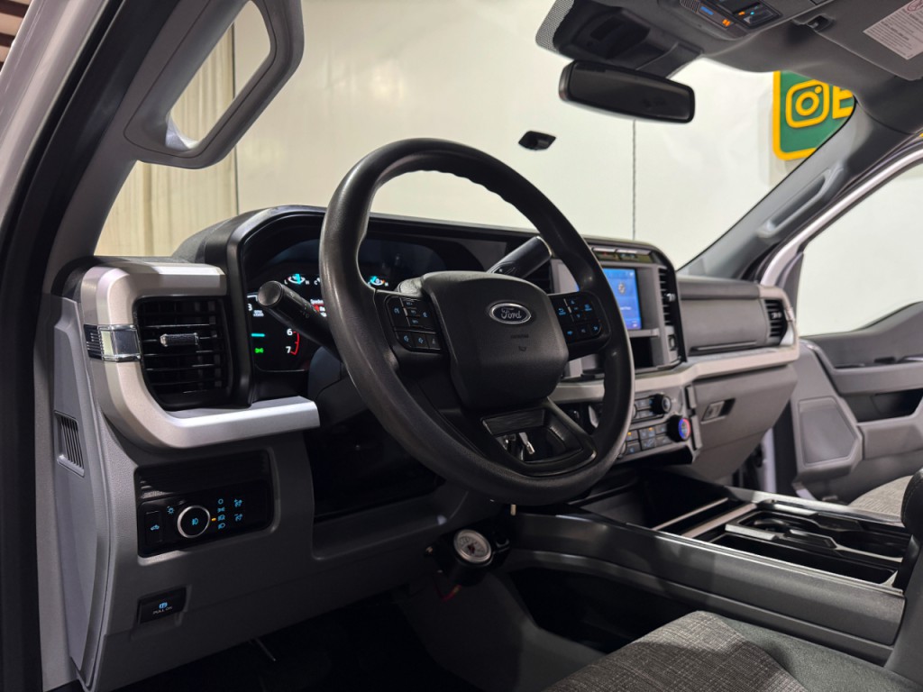 2023 Ford F-250 Image 10