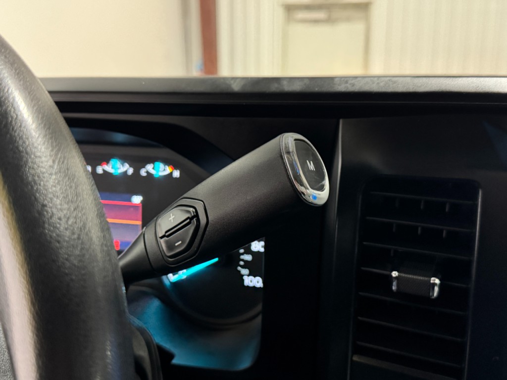 2023 Ford F-250 Image 24