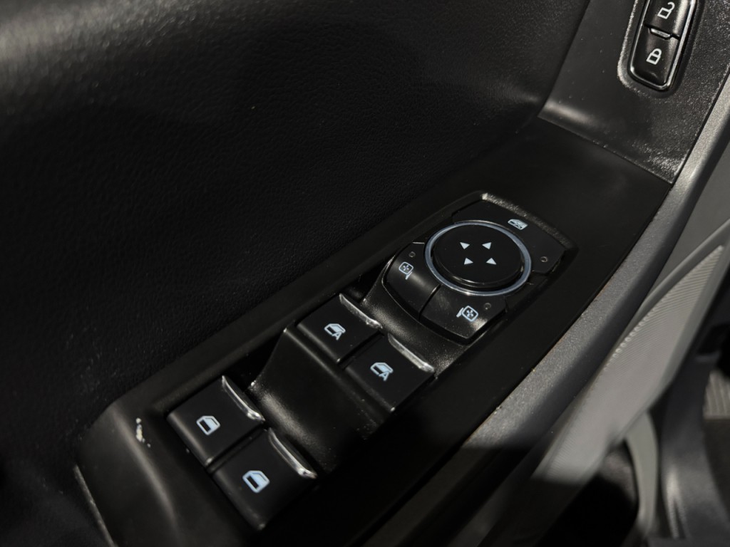 2023 Ford F-250 Image 25