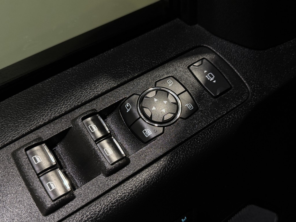 2021 Ford F-250 Image 32