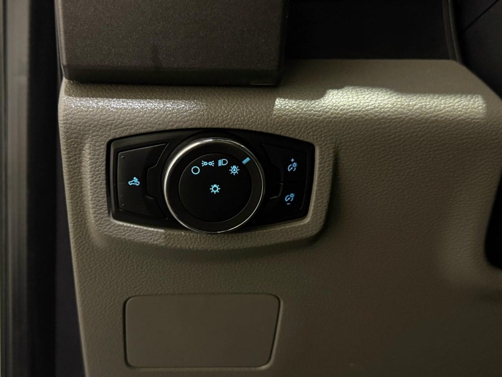 2022 Ford F-250 Image 28